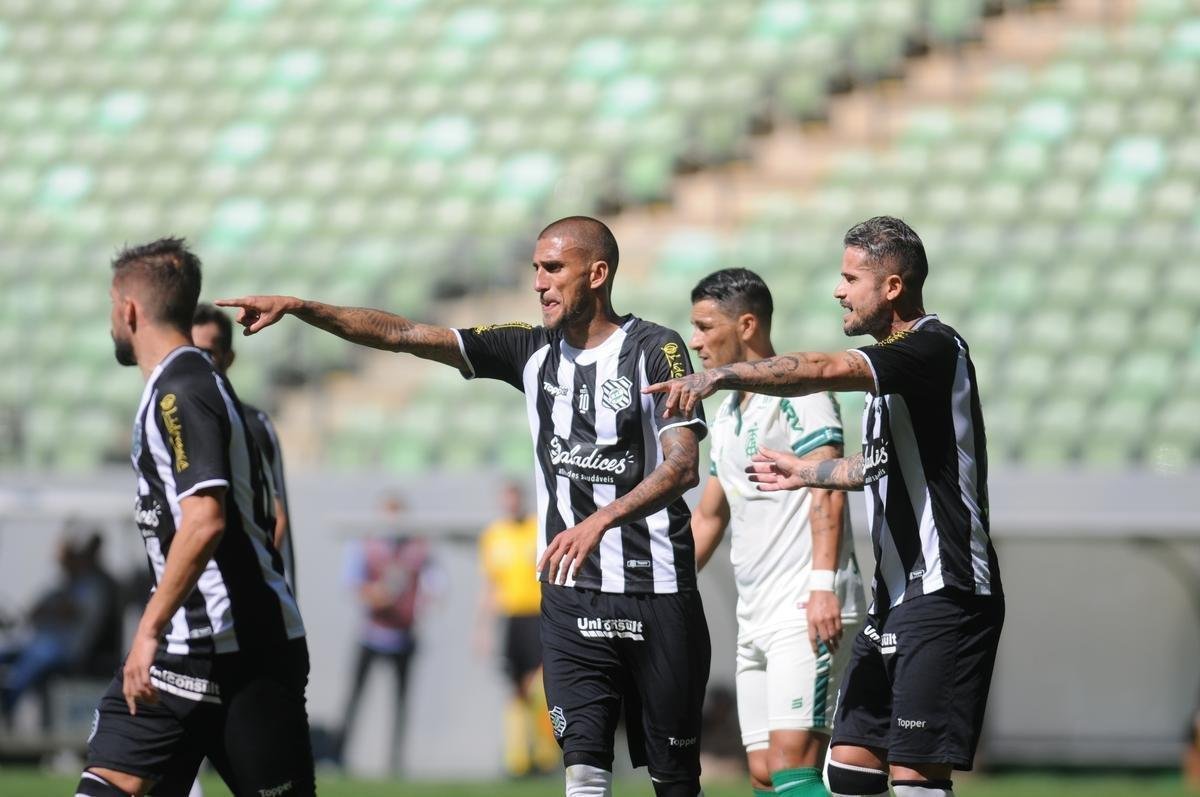 Amrica foi derrotado em casa pelo Figueirense