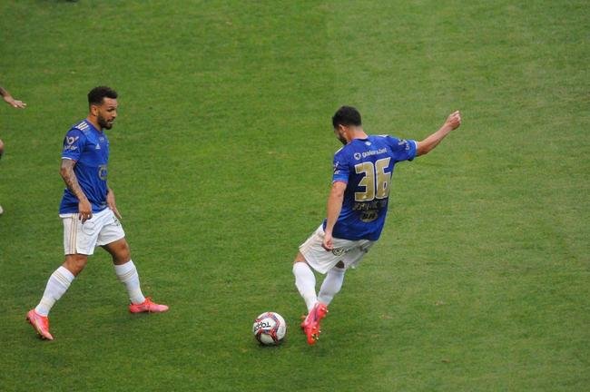 Fotos do duelo entre Cruzeiro e Sampaio Corra, no Independncia, em Belo Horizonte, pela 18 rodada da Srie B do Campeonato Brasileiro