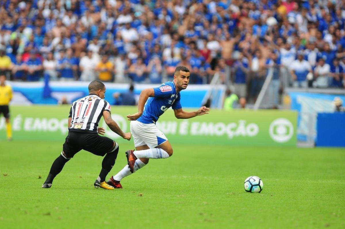 Imagens do clssico entre Cruzeiro e Atltico, pela 30 rodada da Srie A, no Mineiro