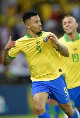 Gabriel Jesus recolocou o Brasil em vantagem na final da Copa América: 2 a 1