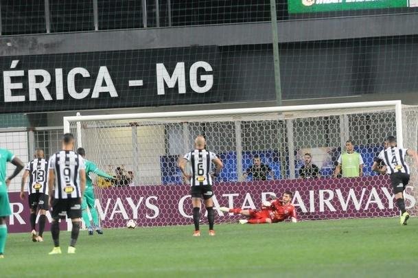 Fotos do primeiro tempo do jogo entre Atltico e La Equidad, no Independncia, pela Copa Sul-Americana