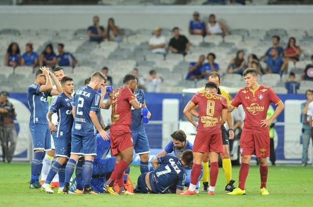 Cruzeiro vira diante do Fluminense no Mineiro e se mantm no G5 do Brasileiro