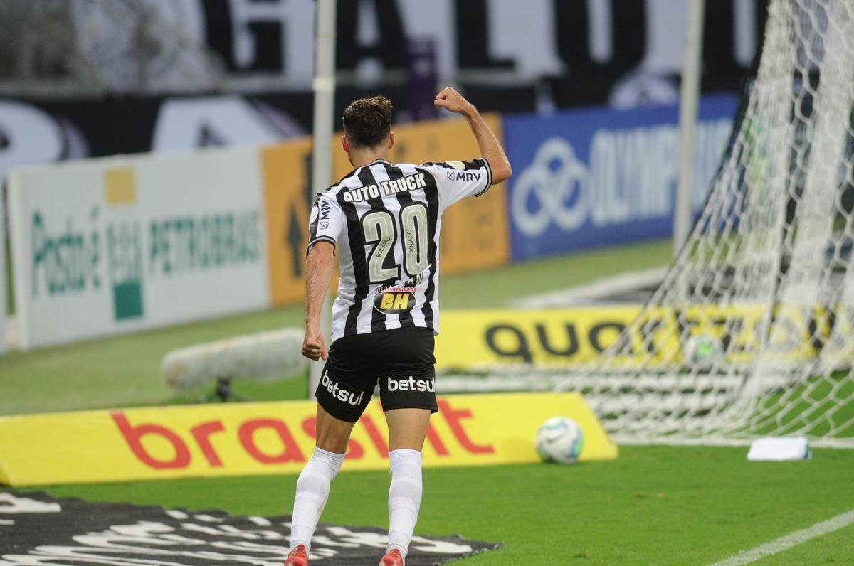 Jogo entre Atltico e Internacional, no Mineiro, terminou empatado por 2 a 2