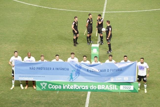 Fotos do jogo entre Amrica e CSA-AL, no Independncia, em Belo Horizonte, pela terceira fase da Copa do Brasil