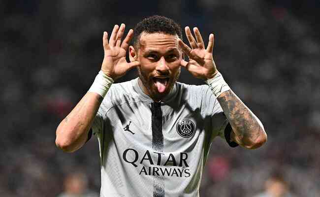PSG goleia em jogo pela pré-temporada e Neymar manda indireta em suas redes sociais 