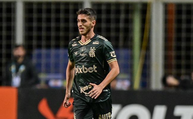 Lucas Kal também falou sobre o desempenho pelo América em 2022 e outros tópicos ligados ao Coelho