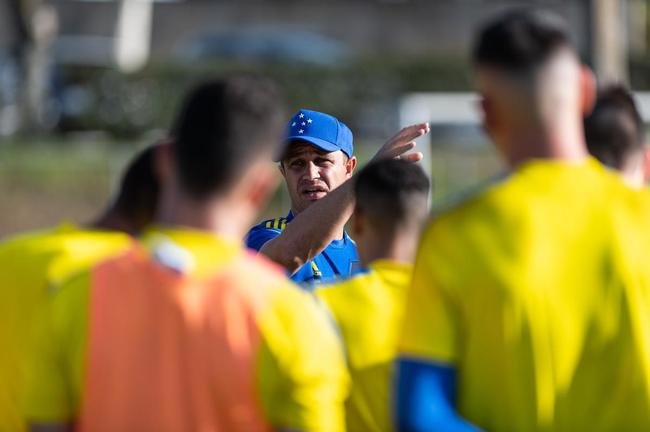 Fotos do treino do Cruzeiro nesta quinta-feira (6/5), na Toca da Raposa II