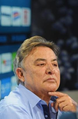 Novo gestor de futebol do Cruzeiro, Zez Perrella deu entrevista nesta sexta-feira, na Toca da Raposa II