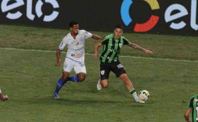O Amrica venceu o CSA por 2 a 0, com gols de Ramrez e Rodriguinho