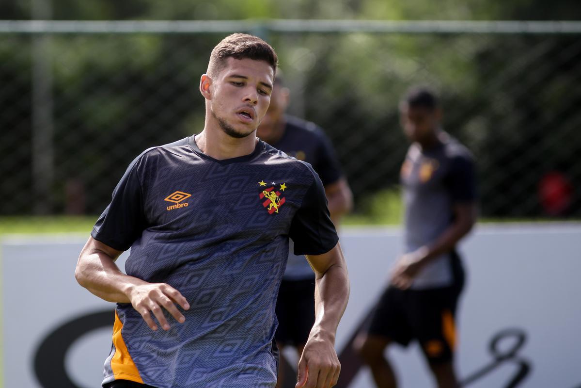 Nesta quinta-feira, sob o comando do treinador Daniel Paulista, Sport realizou primeiro trabalho ttico aps retorno s atividades