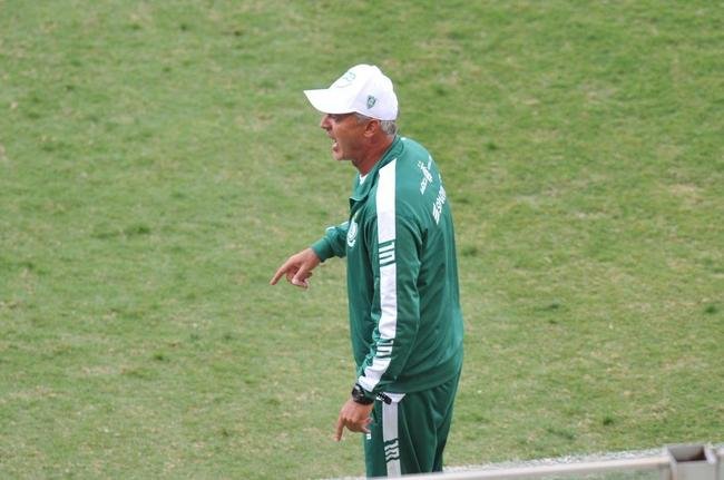 Fotos do jogo de ida da final do Campeonato Mineiro, entre Amrica e Atltico, no Independncia, em Belo Horizonte