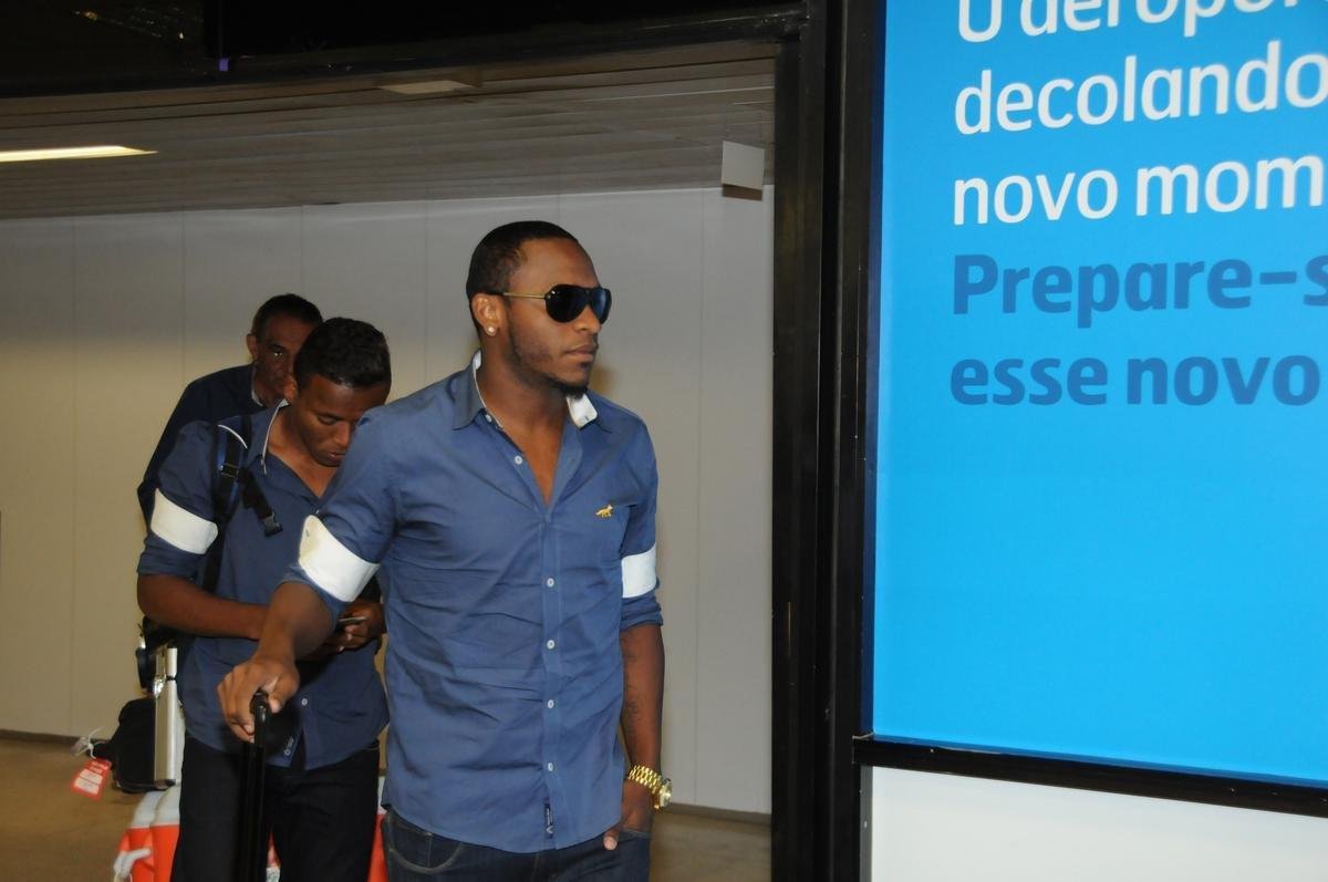 O volante Willians, 34 anos, com passagens por Cruzeiro e Flamengo, deixou o Goytacaz, do Rio de Janeiro, em novembro. Ele est sem clube.