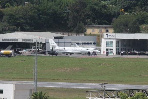 Imagens de Neymar indo embora de Belo Horizonte