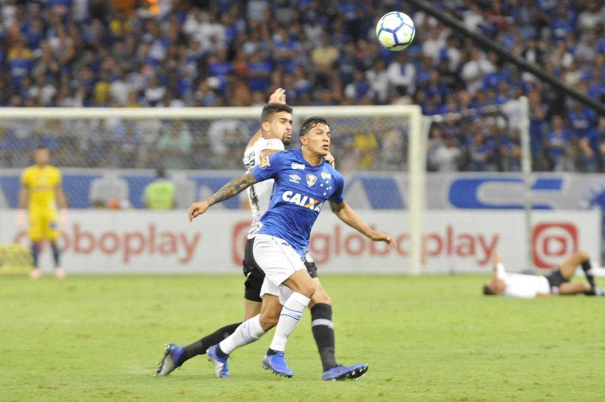 Fotos de Cruzeiro x Corinthians, no Mineiro, pela 34 rodada do Campeonato Brasileiro