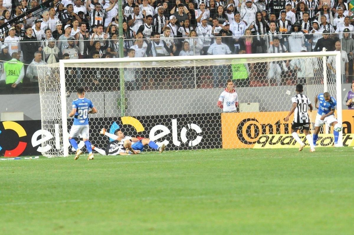 Atltico e Cruzeiro se enfrentaram pelas quartas de final da Copa do Brasil