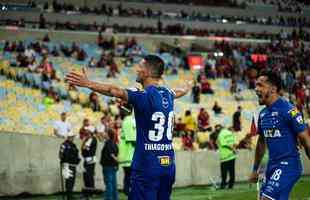 Fotos da vitria do Cruzeiro sobre o Flamengo por 2 a 0, nesta quarta-feira, no Maracan. Gols de Arrascaeta e Thiago Neves garantiram ao time celeste vantagem nas oitavas de final da Copa Libertadores