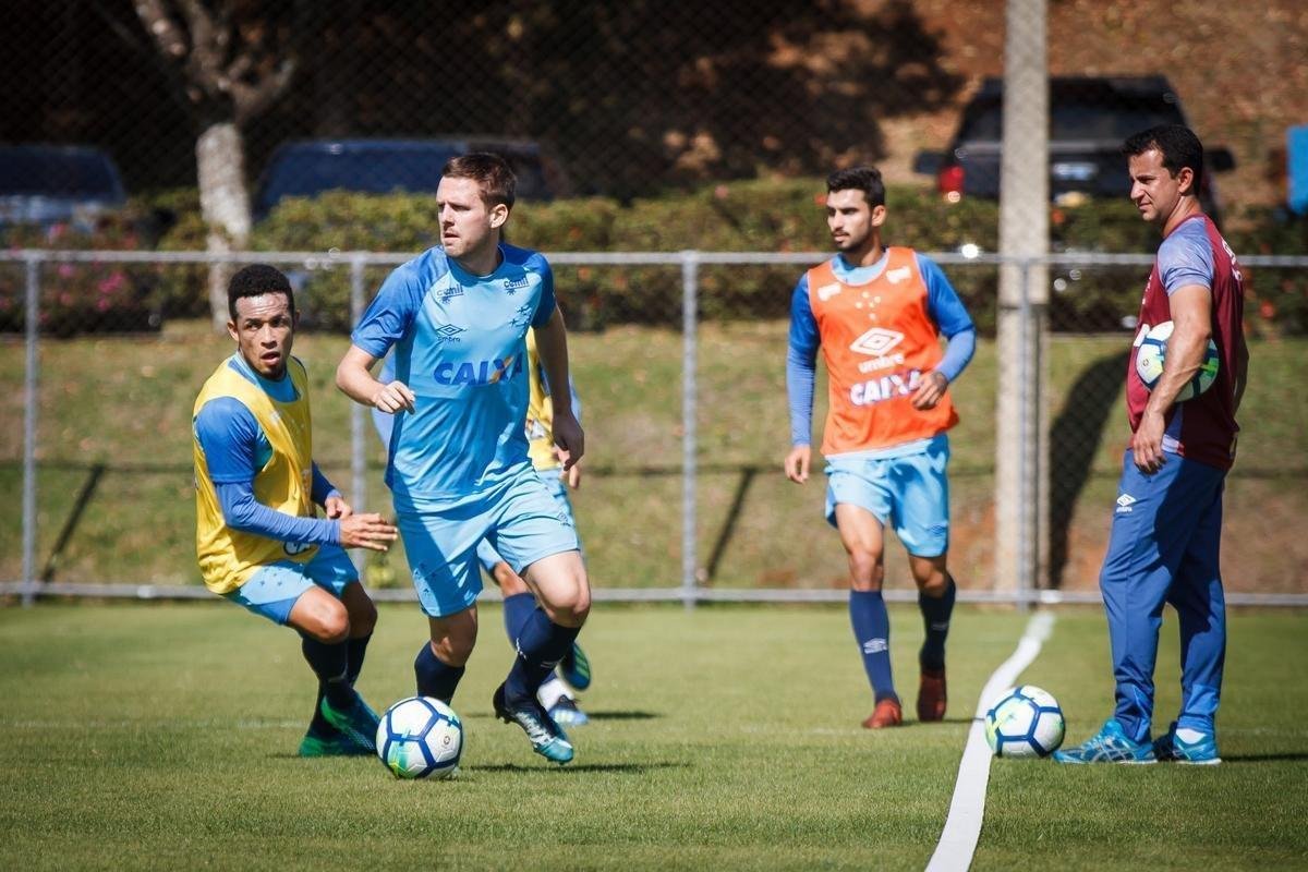 Cruzeiro realizou atividade de preparao para amistoso contra o Corinthians, nesta quarta