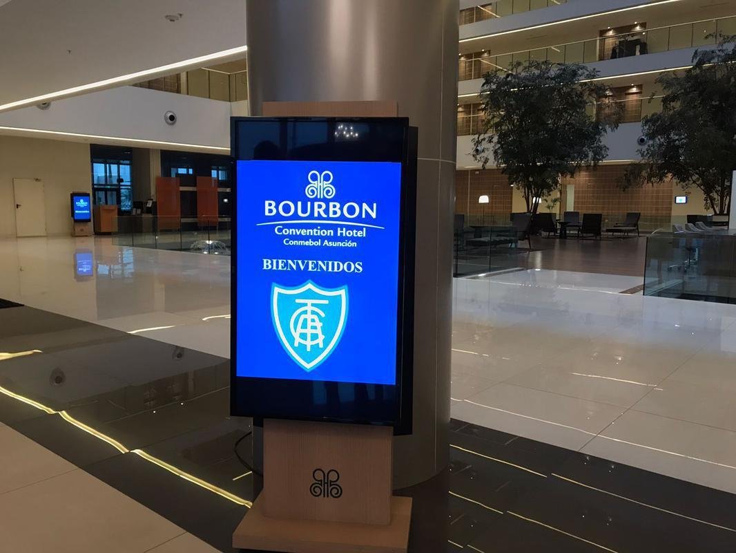 Delegao do Amrica est hospedada no Hotel Bourbon para jogo contra o Guaran