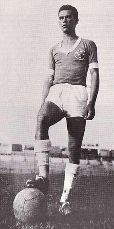 20 - Abelardo - 87 gols em 158 jogos (1946 a 1949; 1959 a 1960)