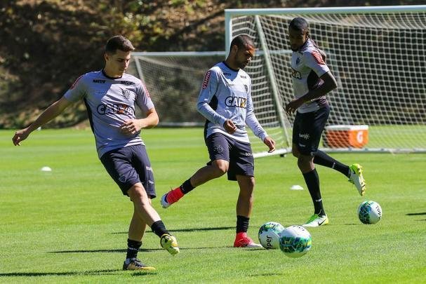 Fotos do treino do Galo antes de jogo pela Primeira Liga
