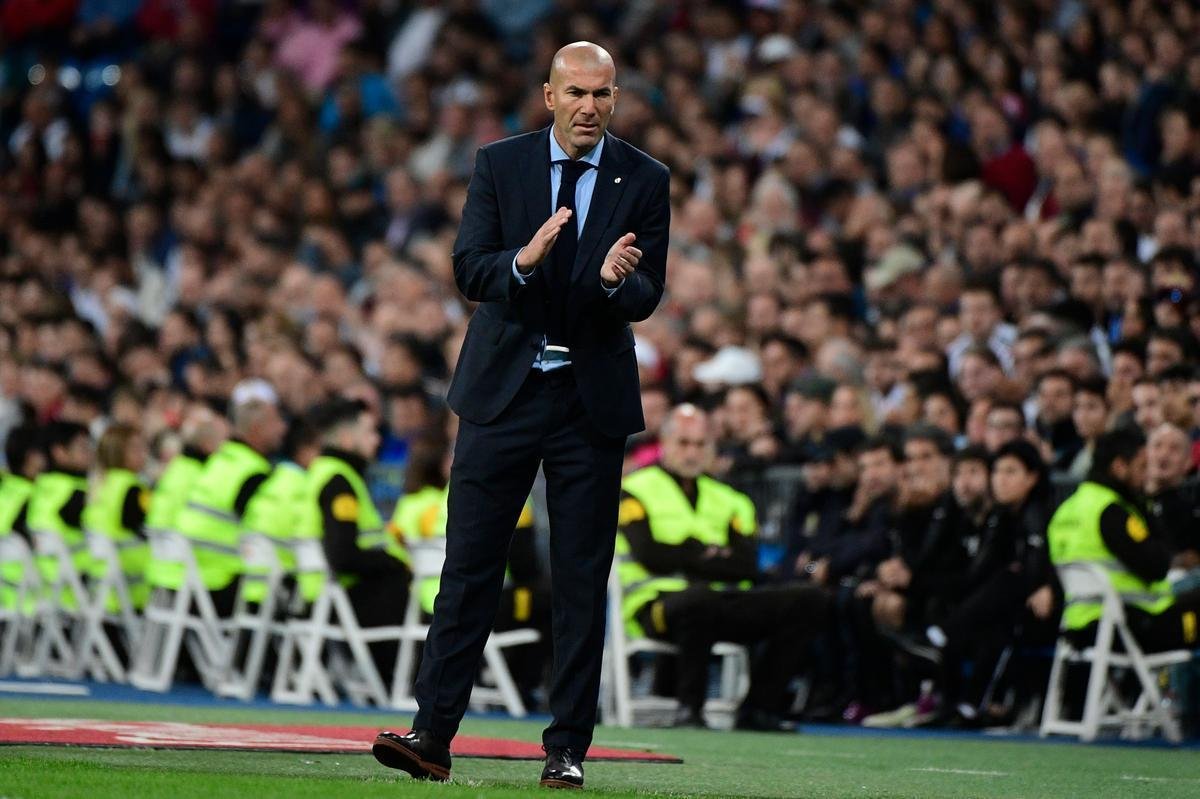 Veja imagens de Zidane como tcnico do Real Madrid