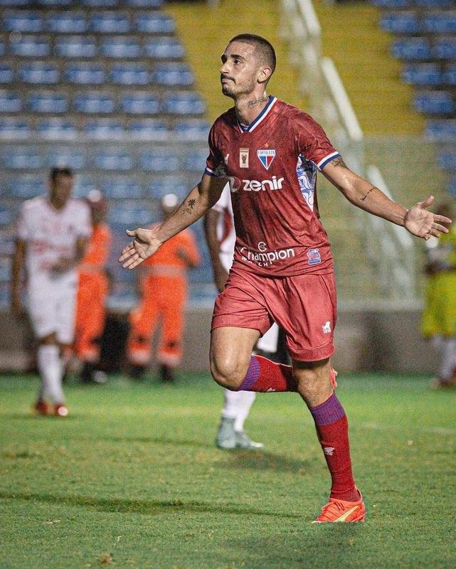 5 - Thiago Galhardo (Fortaleza) - 11 gols