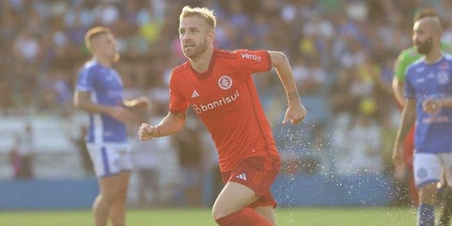 4 Pedro Henrique (Internacional) - quatro gols para colocar a equipe em vantagem no placar