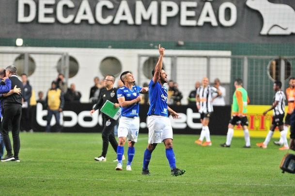 Atltico e Cruzeiro se enfrentaram pelas quartas de final da Copa do Brasil
