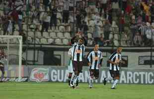 47 - Jonatas Obina - 2011 - 11 jogos / 2 gols - 0,181 por jogo