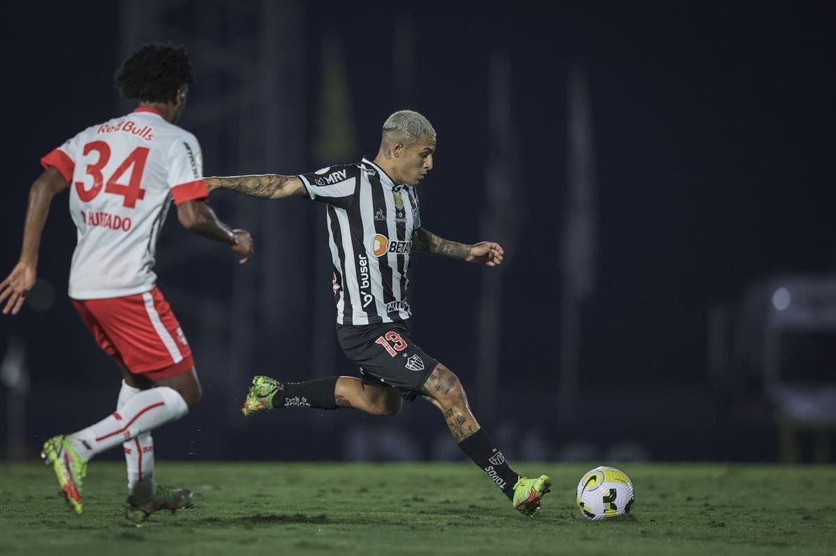 Fotos do jogo entre Red Bull Bragantino e Atltico, nesta quarta, pelo Brasileiro