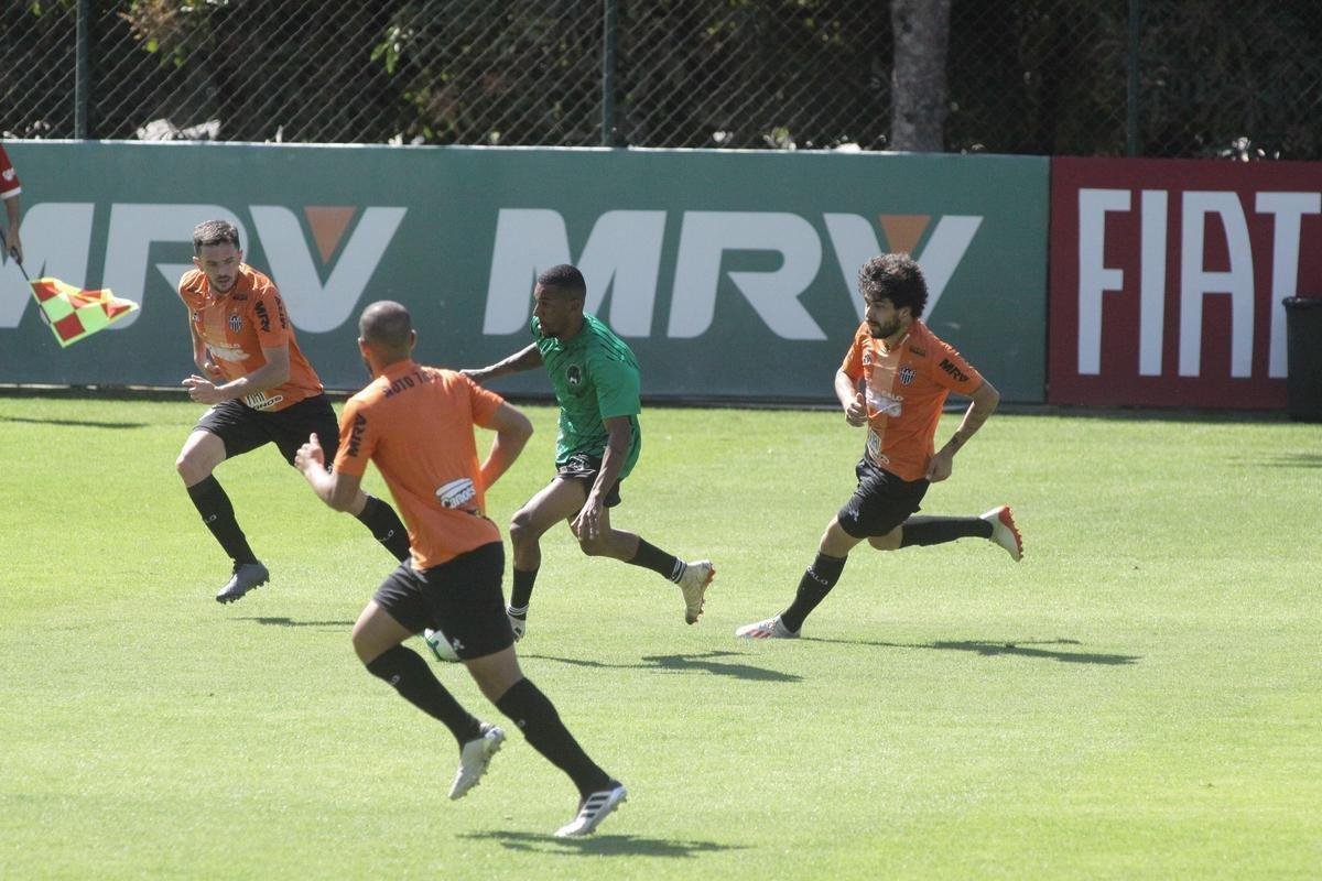 Fotos do jogo treino entre Atltico e Inter de Minas