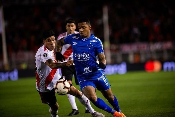 Fotos do segundo tempo do duelo entre River Plate e Cruzeiro, no Monumental de Nez, em Buenos Aires, pela ida das oitavas de final da Copa Libertadores
