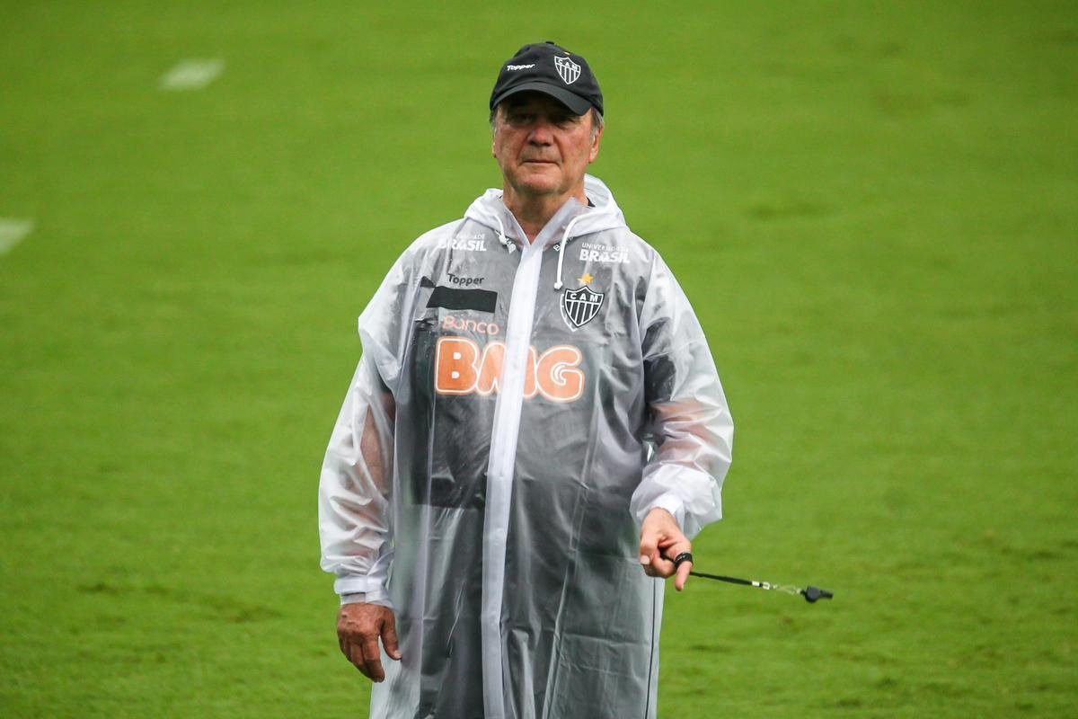 Atltico fez o ltimo treinamento antes da viagem a Montevidu, capital do Uruguai. Na quarta-feira, s 21h30, time enfrenta o Defensor pela terceira fase da Copa Libertadores