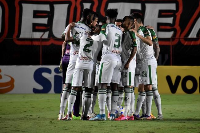 Atlético-GO e América se enfrentaram em Goiânia, pela 14ª rodada do Campeonato Brasileiro