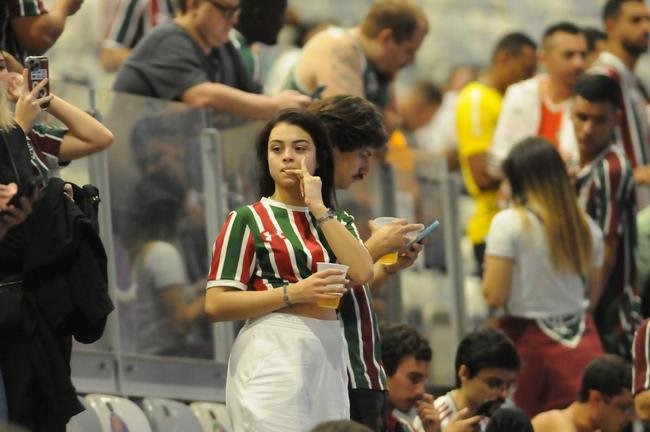 Fotos da torcida do Fluminense na partida de volta das oitavas de final da Copa do Brasil, no Mineiro, contra o Cruzeiro