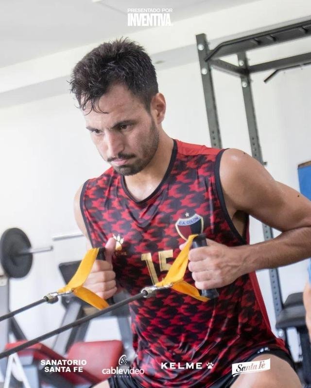 Snchez Mio, lateral-esquerdo (Coln)