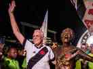 Prefeito do Rio anuncia 'Avenida Roberto Dinamite' em frente a So Janurio