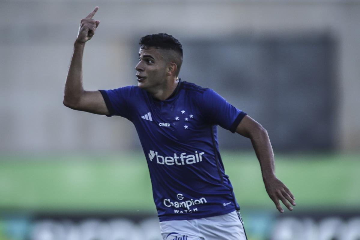 Cruzeiro 1x1 Democrata-SL: fotos do jogo no estdio Kleber Andrade, em Cariacica-ES, pela oitava rodada do Campeonato Mineiro