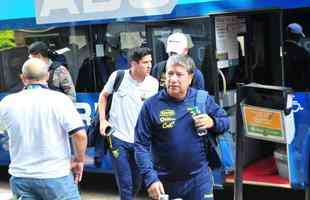 Delegao do Equador desembarcou nesta tera-feira em Belo Horizonte, onde estrear na Copa Amrica