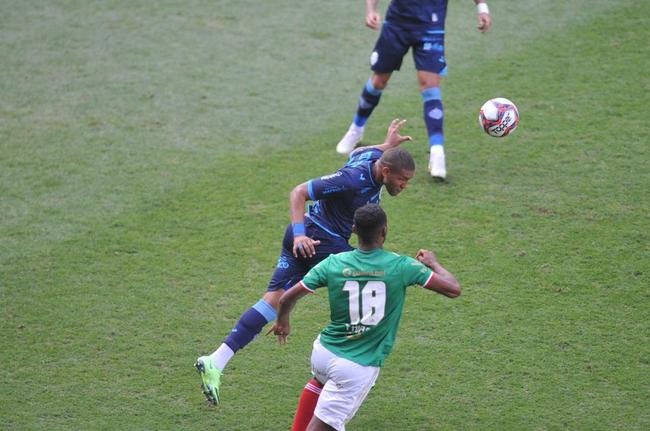 Imagens de Cruzeiro x CSA, no estdio Independncia, em Belo Horizonte, pela 2 rodada da Srie B