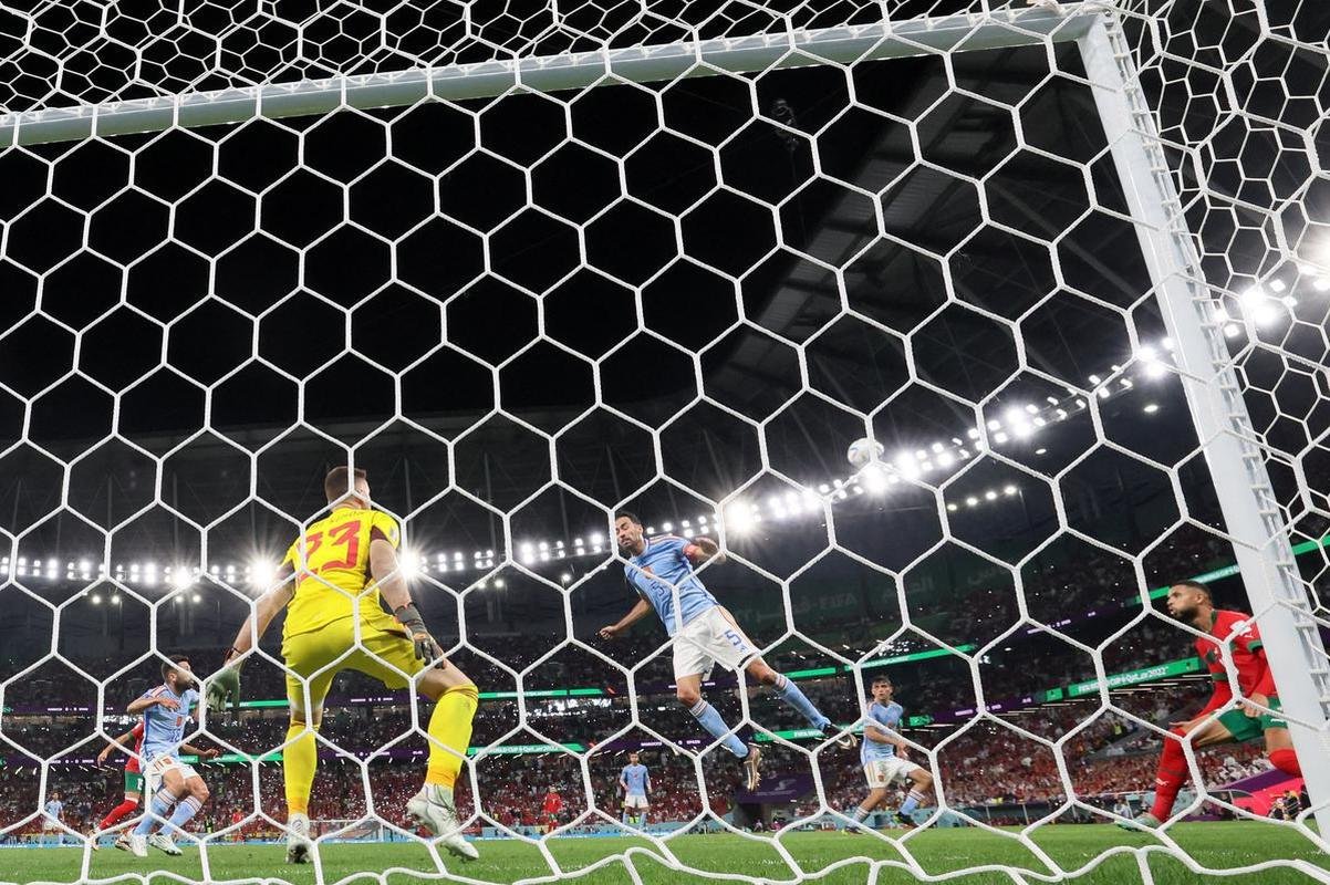 No Estdio Cidade da Educao, Marrocos e Espanha se enfrentam pelas oitavas de final da Copa do Mundo do Catar