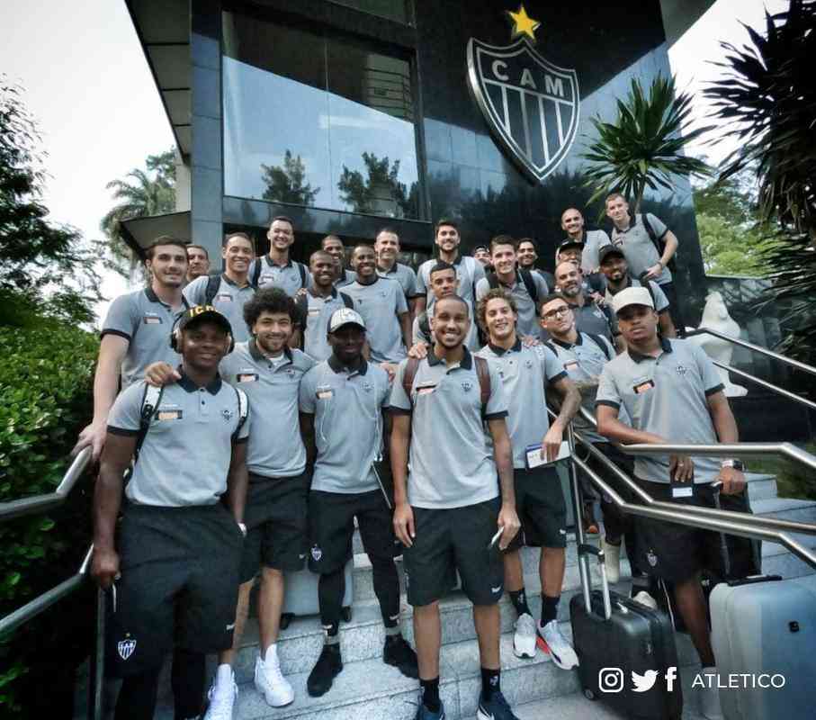 Jogadores do Atltico embarcaram rumo ao Uruguai