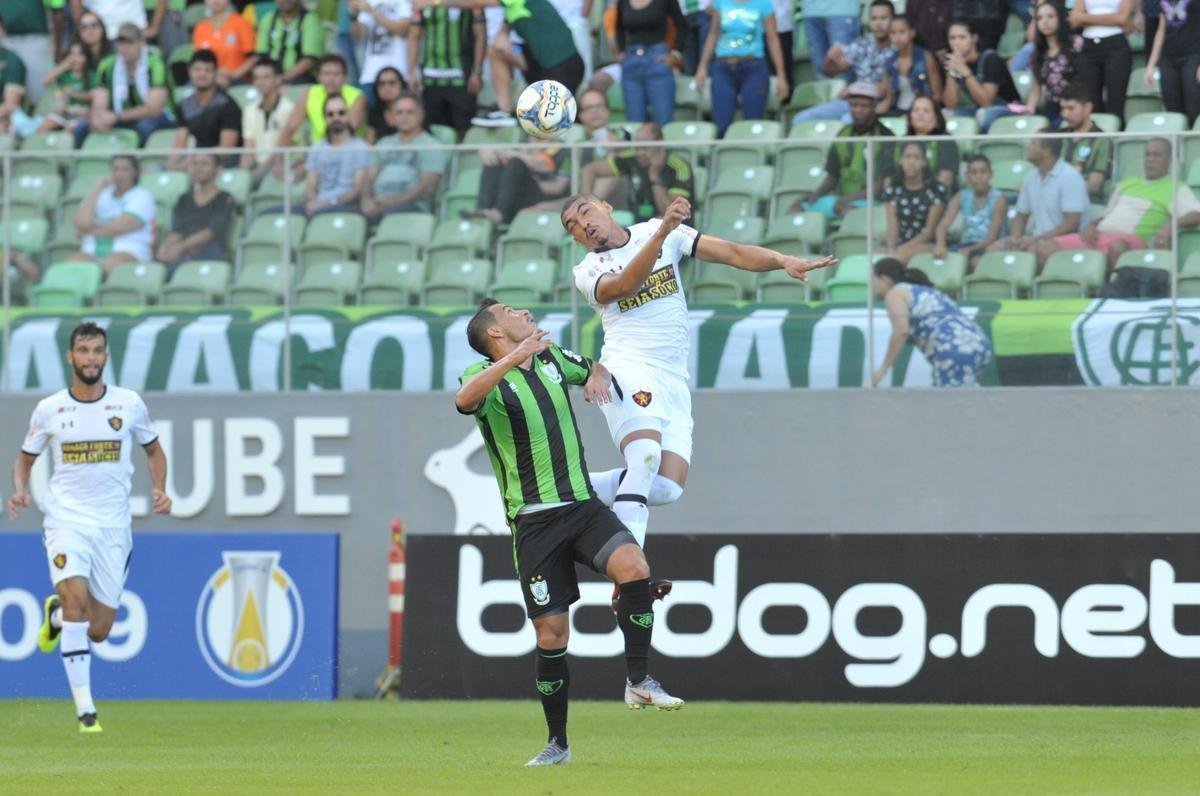 Confira as imagens da partida, vlida pela 4 rodada da Srie B do Campeonato Brasileiro