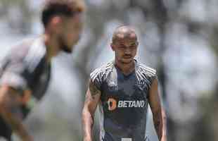 Fotos do treino do Atltico, que teve Hulk em campo 