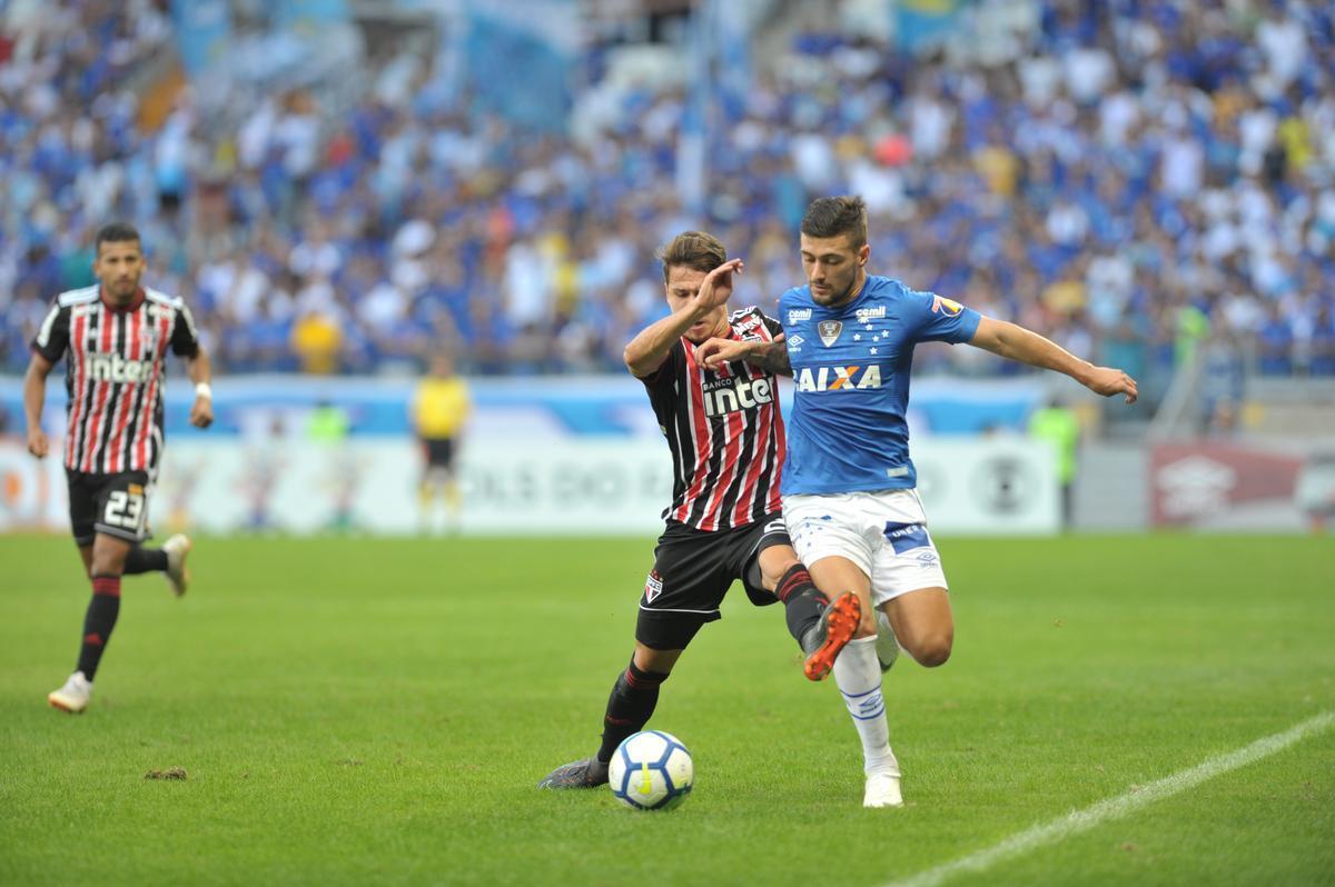 Fotos do jogo entre Cruzeiro e So Paulo