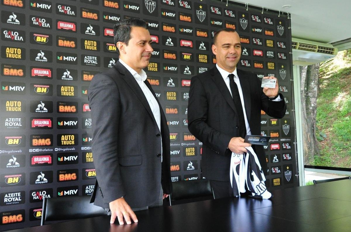 Fotos da apresentao de Rafael Dudamel no Atltico