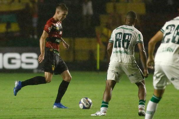 Na Ilha do Retiro, o Sport recebeu o América-MG para tentar buscar sua terceira vitória consecutiva