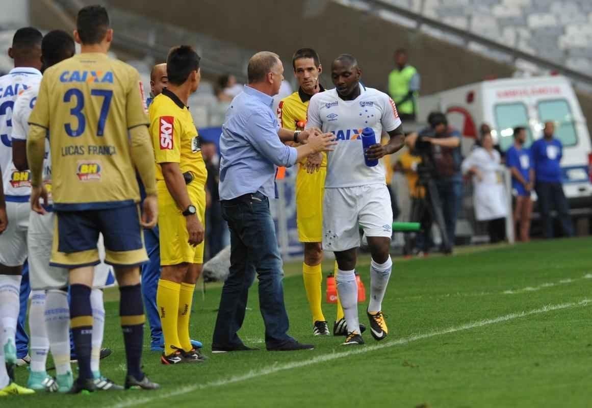 Imagens da partida entre Cruzeiro e Sport, duelo vlido pela 21 rodada da Srie A do Campeonato Brasileiro