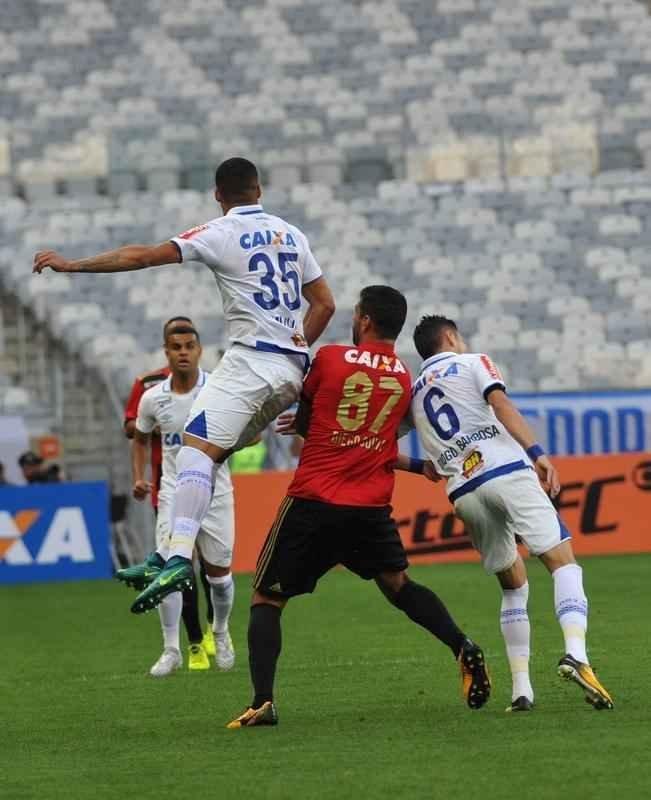 Imagens da partida entre Cruzeiro e Sport, duelo vlido pela 21 rodada da Srie A do Campeonato Brasileiro