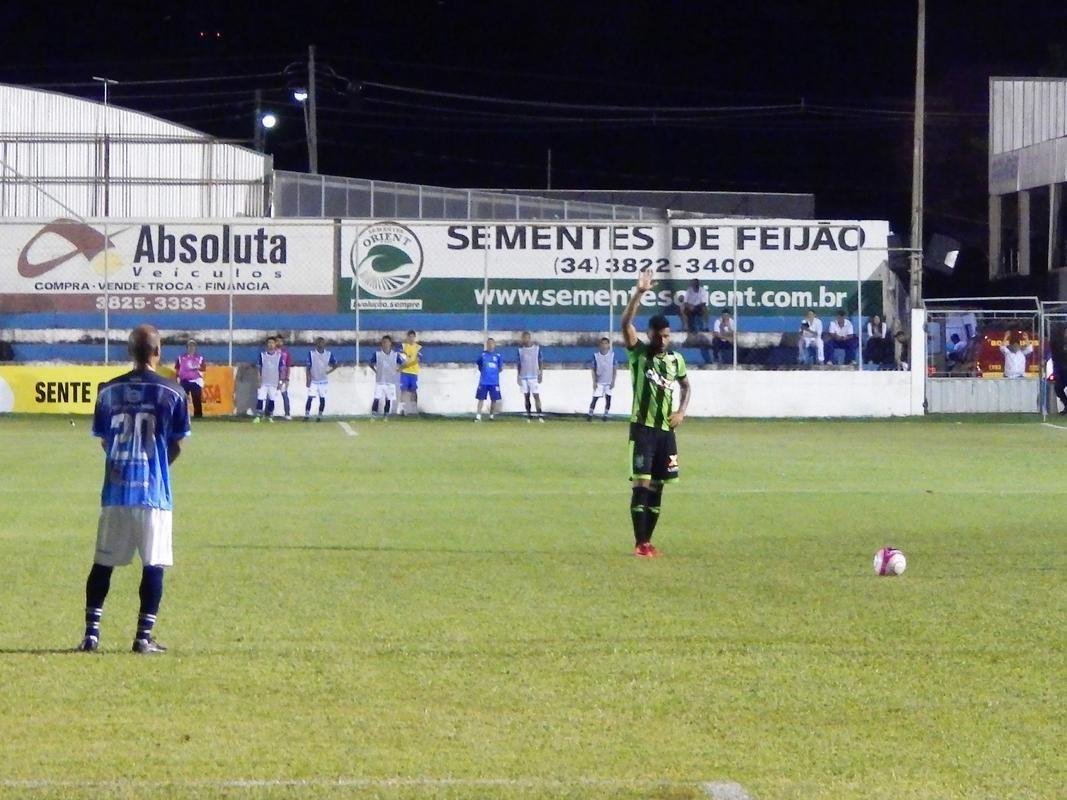 Fotos de URT x Amrica, em Patos de Minas, pela segunda rodada do Campeonato Mineiro